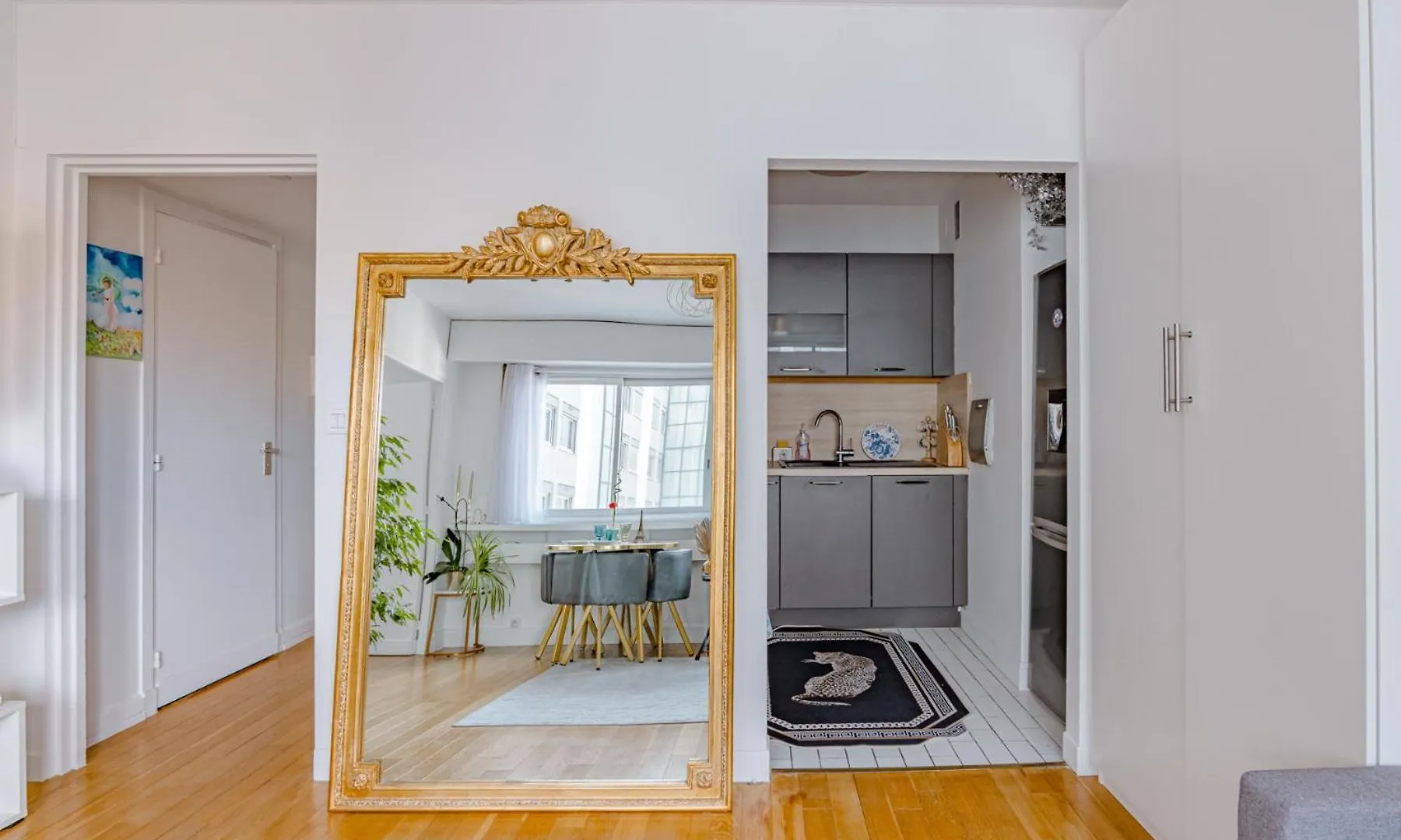 Appartement With Eiffel Tower View! 巴黎 0*,  法国